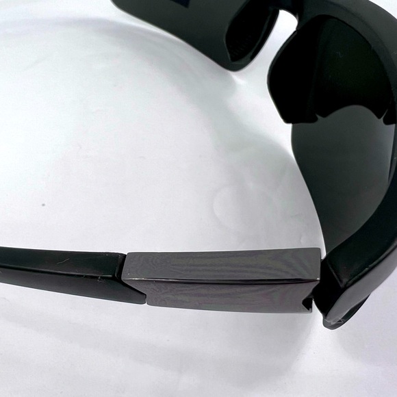 IZOD POLARIZED, MIRROR LENSES, POLARIZED, 100%UV PROTECTION, WRAP AROUND GLASSES - Picture 12 of 15